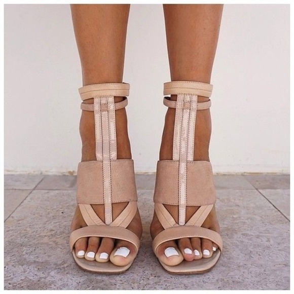 nine west beige sandals